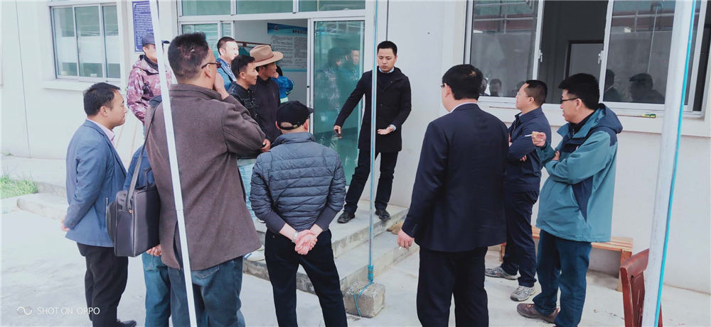 西南督查組在自治區(qū)、日喀則市、吉隆縣、吉隆鎮(zhèn)有關領導的陪同下對吉隆鎮(zhèn)污水處理廠檢查工作